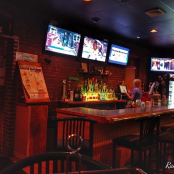 Larry's Pizzeria - Inside the bar area - Pizza Near Me - Nanticoke, Pennsylvania