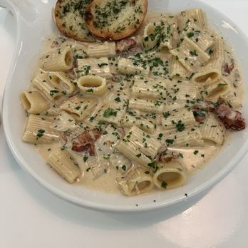 Arte - cream pasta - Cafes Near Me - Suwanee, Georgia Arte - cream pasta - Cafes Near Me - Suwanee, Georgia