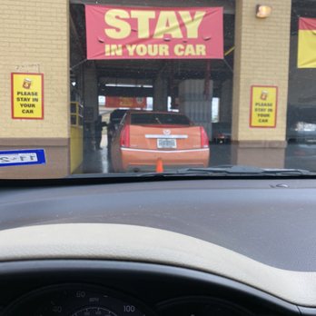 Take 5 Oil Change - Waited for 1.5 hour for service that never happened. Terrible. - Oil Change Stations Near Me - Austin, Texas