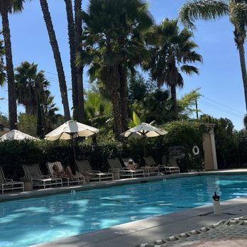 The Capri Hotel - Hotels Near Me - Ojai, California