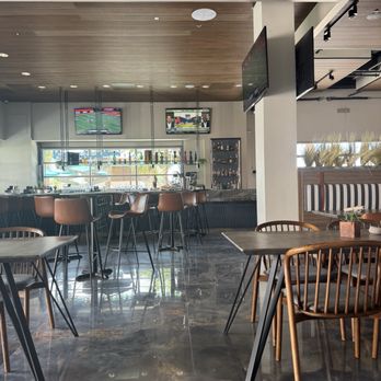 Evaga Desert Kitchen - Cocktail Bars Near Me - El Paso, Texas