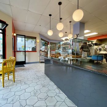 Fillmore Bakeshop - Interior (September 2024) - Desserts Near Me - San Francisco, California Fillmore Bakeshop - Interior (September 2024) - Desserts Near Me - San Francisco, California