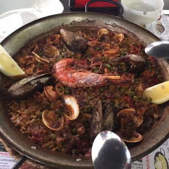 Paella del Arte - Seafood paella - Arroceria / Paella Near Me - Barcelona, B Paella del Arte - Seafood paella - Arroceria / Paella Near Me - Barcelona, B