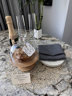 Grand Hyatt at SFO by null