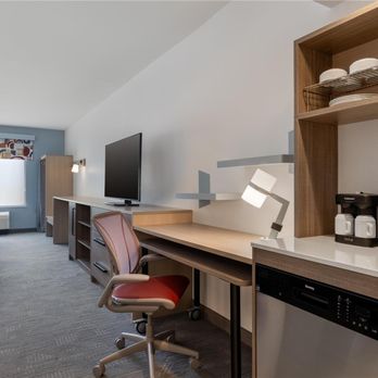 Home2 Suites by Hilton Ames - Guest room amenity - Hotels Near Me - Ames, Iowa Home2 Suites by Hilton Ames - Guest room amenity - Hotels Near Me - Ames, Iowa