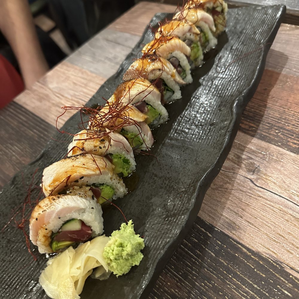Akami Sushi Bar - Sushi Bars Near Me - Apex, North Carolina
