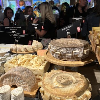 French Cheese Board - Cheese display - Cheese Shops Near Me - New York, New York French Cheese Board - Cheese display - Cheese Shops Near Me - New York, New York