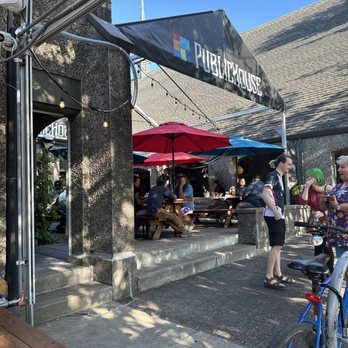 Public House - Food Court Near Me - Springfield, Oregon