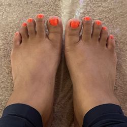 Luxury pedicure - regular polish