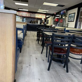Hercules Burgers - Clean place - Burgers Near Me - Orange, California Hercules Burgers - Clean place - Burgers Near Me - Orange, California