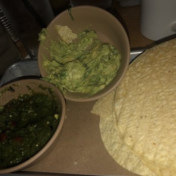 bartaco - Guacamole and salsa verde - Mexican Near Me - Atlanta, Georgia bartaco - Guacamole and salsa verde - Mexican Near Me - Atlanta, Georgia