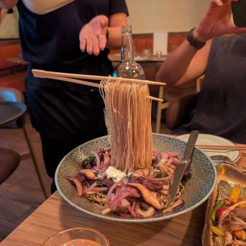 Wok In Duane - Flying noodles! - Noodles Near Me - New York, New York Wok In Duane - Flying noodles! - Noodles Near Me - New York, New York