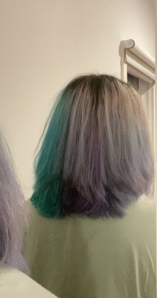 WHAT’S UP HAIR 250 Murray Rd, Preston Victoria, Australia Blow Dry