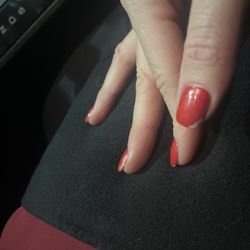29 Nail & Spa - 3 nails like this, plus the others on the verge.