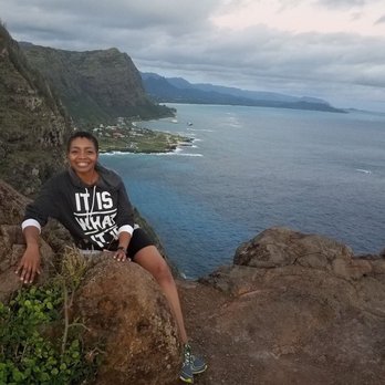 Makapu'u Point Lighthouse Trail - Such a great trail. I think it's very user and family friendly! It was packed, even at 5 am. - Hiking Near Me - Honolulu, Hawaii