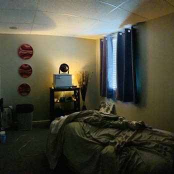JenSa Massage - I wish I could've taken a picture of the waiting room as it was absolutely beautiful, but this is post massage in the room I was in. - Massage Therapy Near Me - Charleston, South Carolina