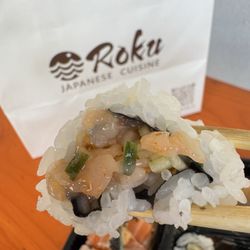 Roku Japanese Cuisine - Spicy Scallop Roll