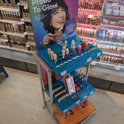 Shoppers Drug Mart - Nail polish