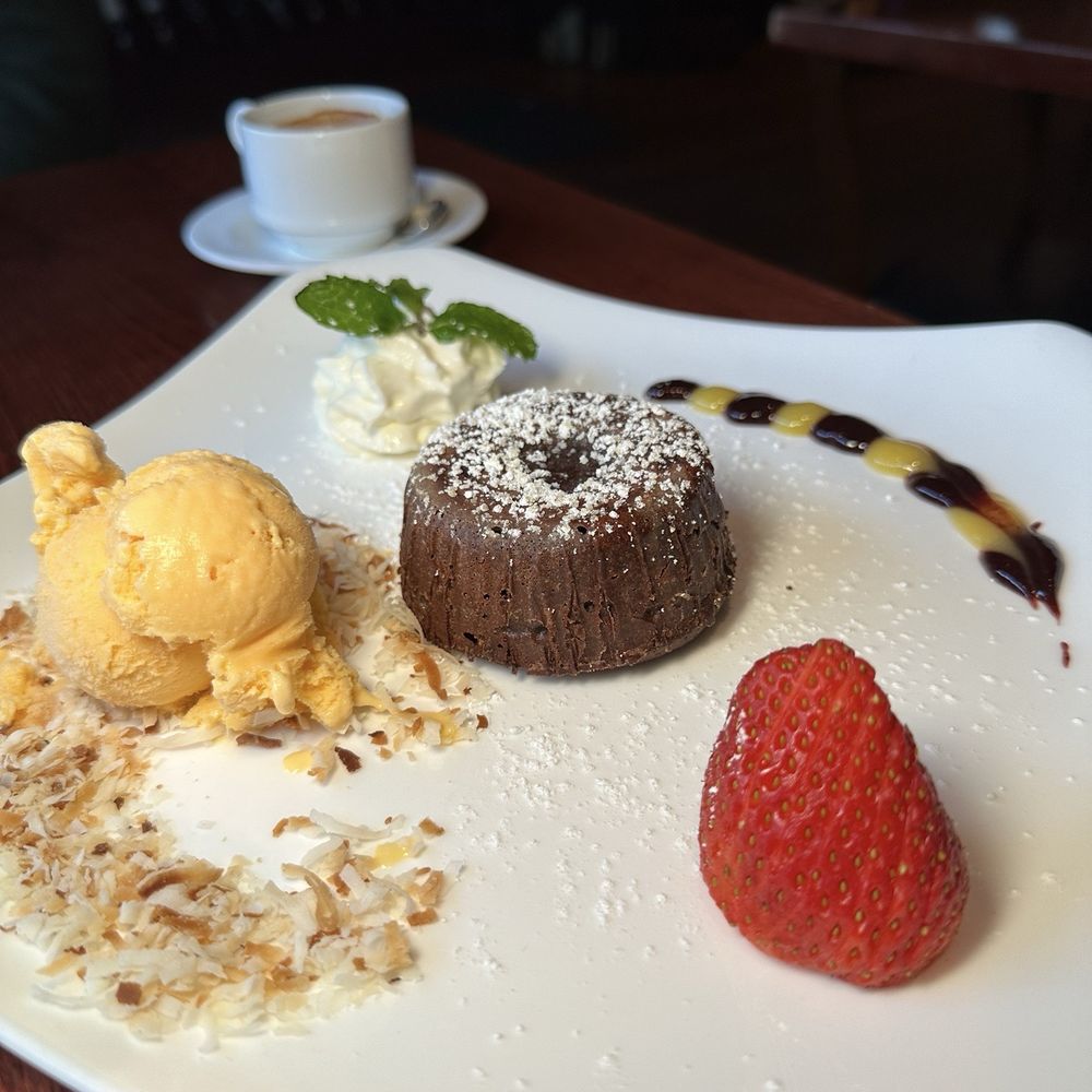 Public Wine Bar - Chocolate Lava Cake - Wine Bars Near Me - Norwalk, Connecticut