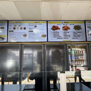 Winzza - Menu - Pizza Near Me - San Fernando Valley, California Winzza - Menu - Pizza Near Me - San Fernando Valley, California