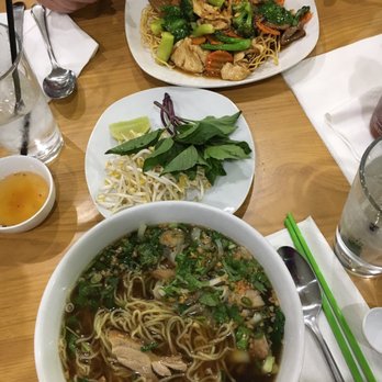 Sabaidee Cafe - Thai Near Me - Murfreesboro, Tennessee