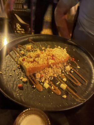 Fonda Del Barrio by null