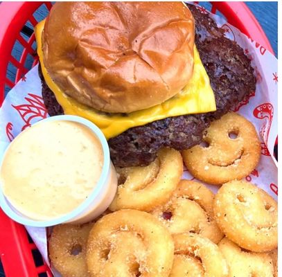 Smiley's Burger Club by null