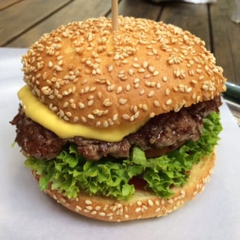 5 Places - Burgers Near Me - Berlin, BE