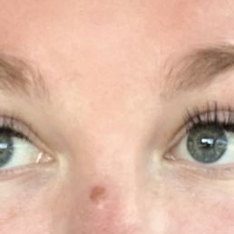 Classic eyelash extensions Classic eyelash extensions