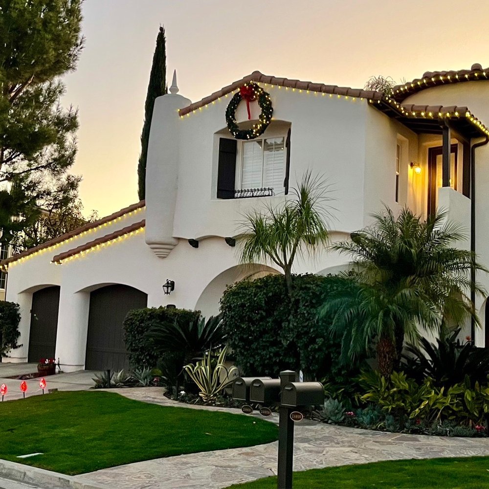 SCV Holiday Light's - Holiday Decorating Services Near Me SCV Holiday Light's - Holiday Decorating Services Near Me