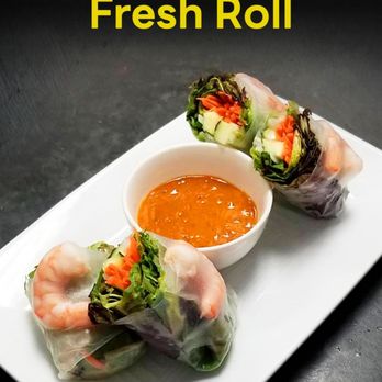 Tara Thai Kitchen - fresh roll with dipping sauce - Thai Near Me - El Paso, Texas Tara Thai Kitchen - fresh roll with dipping sauce - Thai Near Me - El Paso, Texas