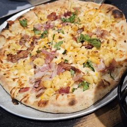 Mac N Cheese Pizza Mac N Cheese Pizza