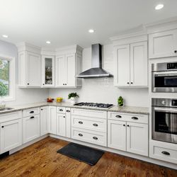 Chattanooga Cabinets - Shaker Cabinets, Countertops and Backsplash