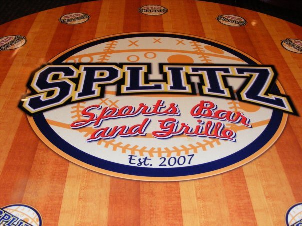 Splitz Sports Bar & Grille Logo