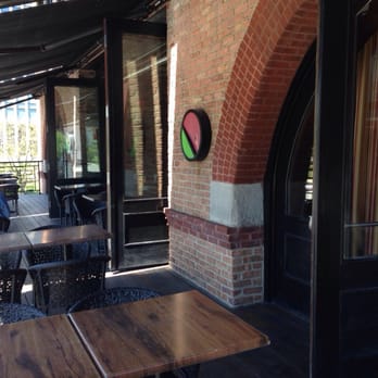 Carnivale Chicago - Quiet outdoor dining area on a perfect Sunday - Latin American Near Me - Chicago, Illinois