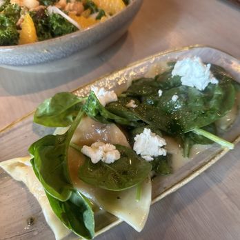 Moku Kitchen - Squash ravioli - Cocktail Bars Near Me - Honolulu, Hawaii
