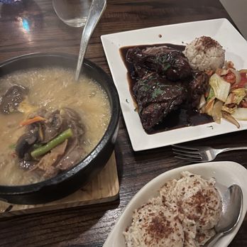 Kubo - Chicken Adobo - Filipino Near Me - Chicago, Illinois