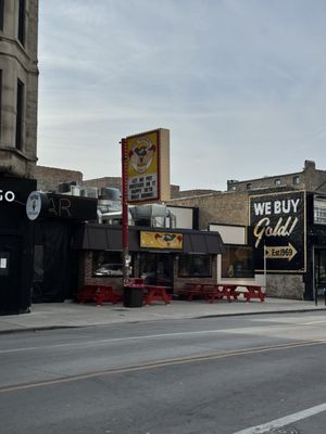 The Wiener's Circle by null
