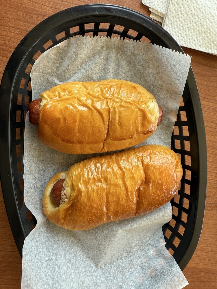 Social spots from Sunrise Brew