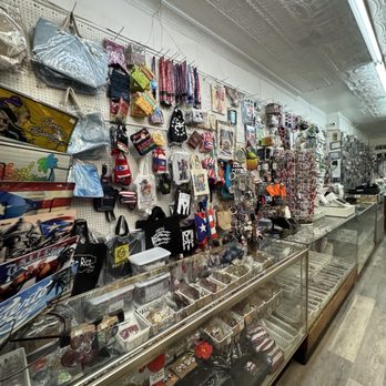 Lily's Record Shop - Music & DVDs Near Me - Chicago, Illinois Lily's Record Shop - Music & DVDs Near Me - Chicago, Illinois