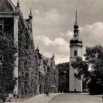 Historische Rathäuser - Landmarks & Historical Buildings Near Me