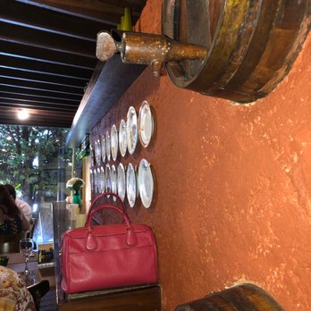 Famiglia Muccini - Interior dining room - Italian Near Me - João Pessoa, PB