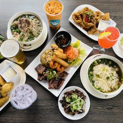 Pho Island