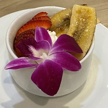 Sprigs Grille Restaurant - Crème Brûlée - Seafood Near Me - Kapolei, Hawaii