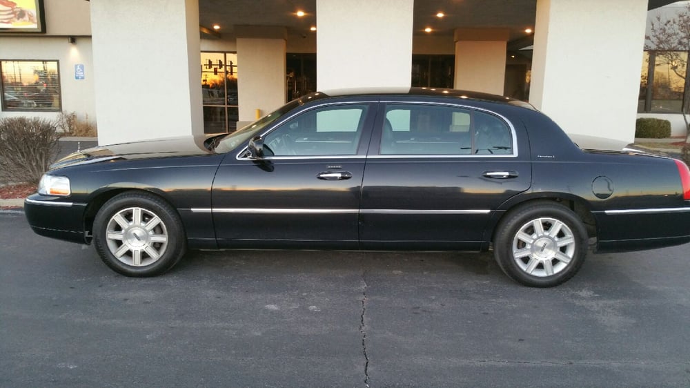 SPRINGFIELD CAR SERVICE AND SHUTTLE Updated July 2024 2442 E