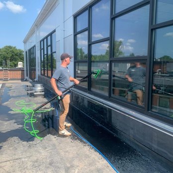 Green Window Cleaning - Window Washing Near Me Green Window Cleaning - Window Washing Near Me