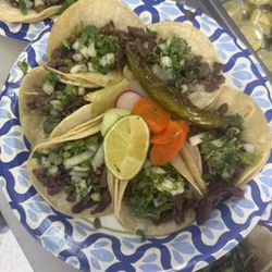 Tacos y Mariscos Los Pelayo