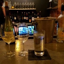 Yelp's Summer School: Oakley Wine Class - The start of our wine tasting, where we noted the difference in wines by there acidity.
