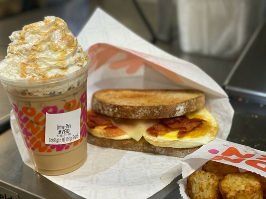 Dunkin' by null