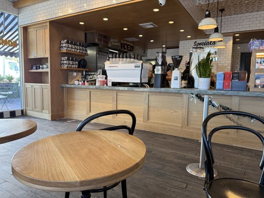 Alfred Coffee by null